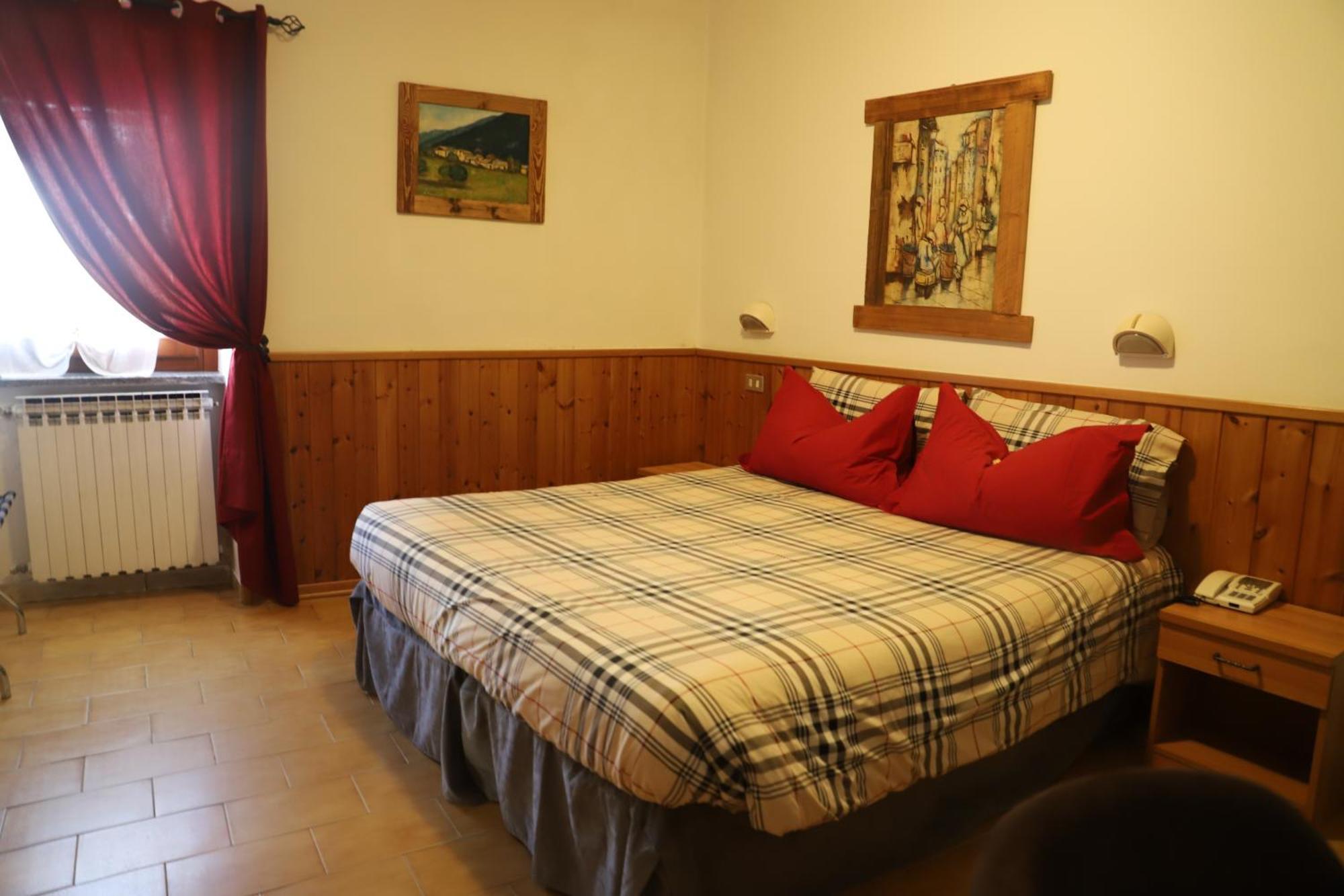 Hotel Bucaneve Pré-Saint-Didier Екстериор снимка