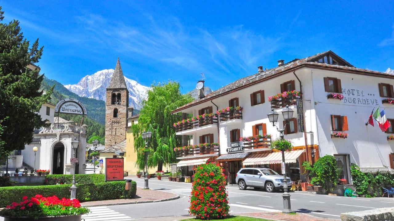 Hotel Bucaneve Pré-Saint-Didier Екстериор снимка